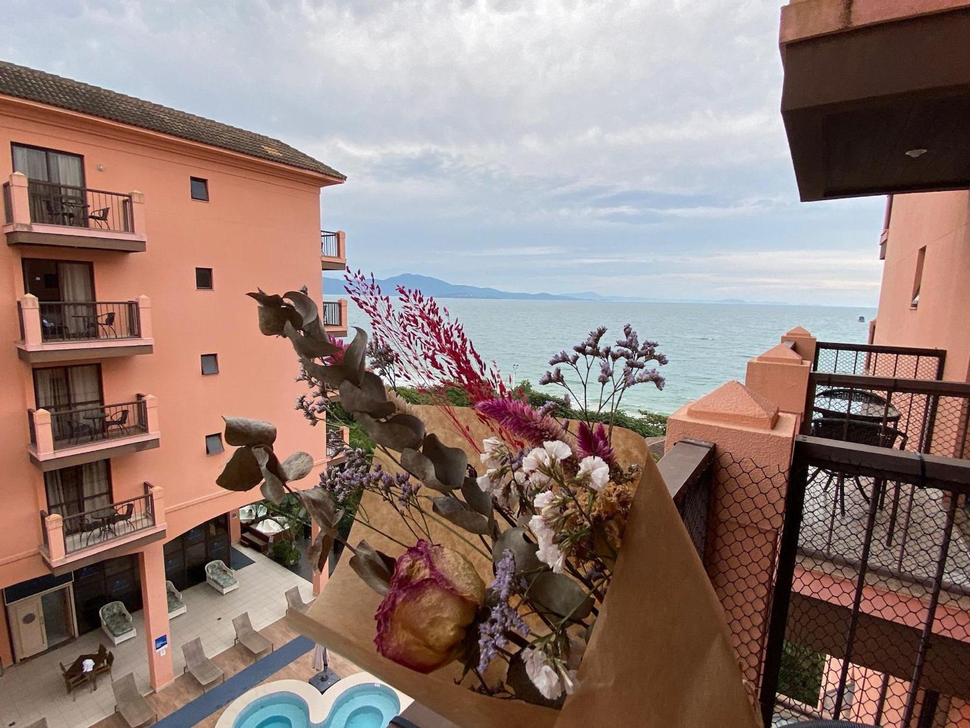 Resort Pe Na Areia - Studios Direto Com Proprietario Jbvjr Florianópolis Dış mekan fotoğraf